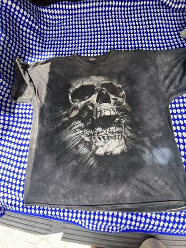 Skulls × The Mountain × Vintage Skull Mountain T-s