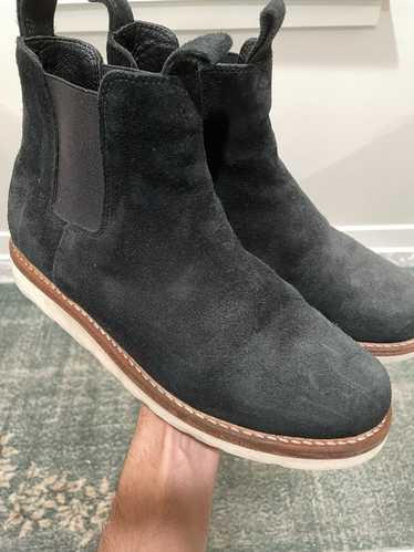 Rogue Territory Chelsea Boots Black Suede