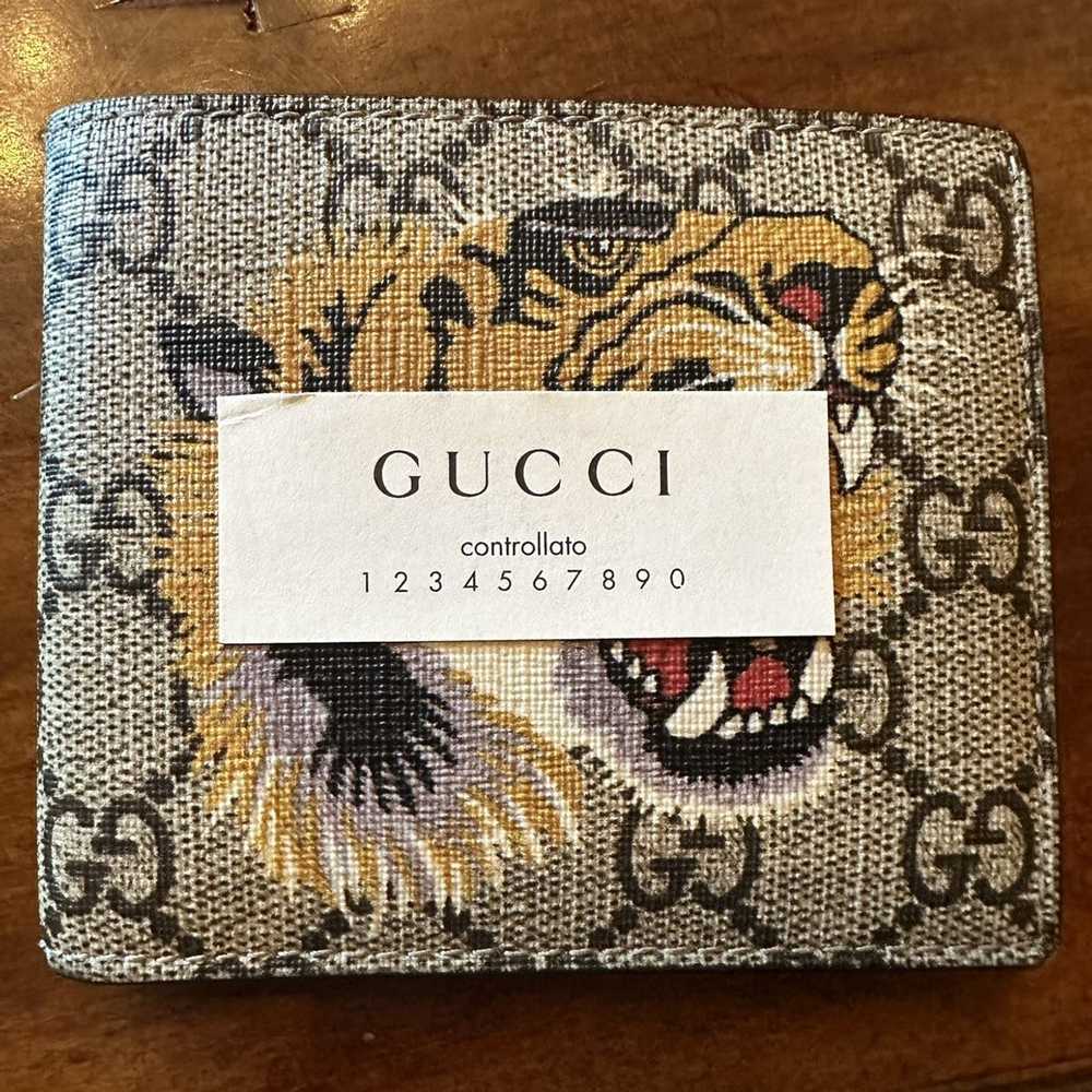 Gucci Gucci Tiger Print Wallet - image 7
