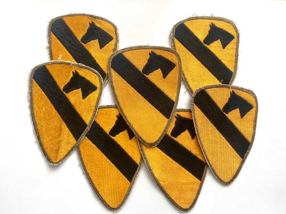 Unknown Vintage U.S. Army + Air Force Patches - image 1