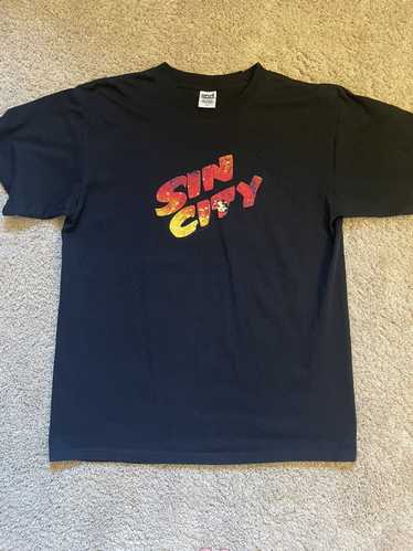 Vintage Vintage 2005 Sin City Movie Logo Black T-S