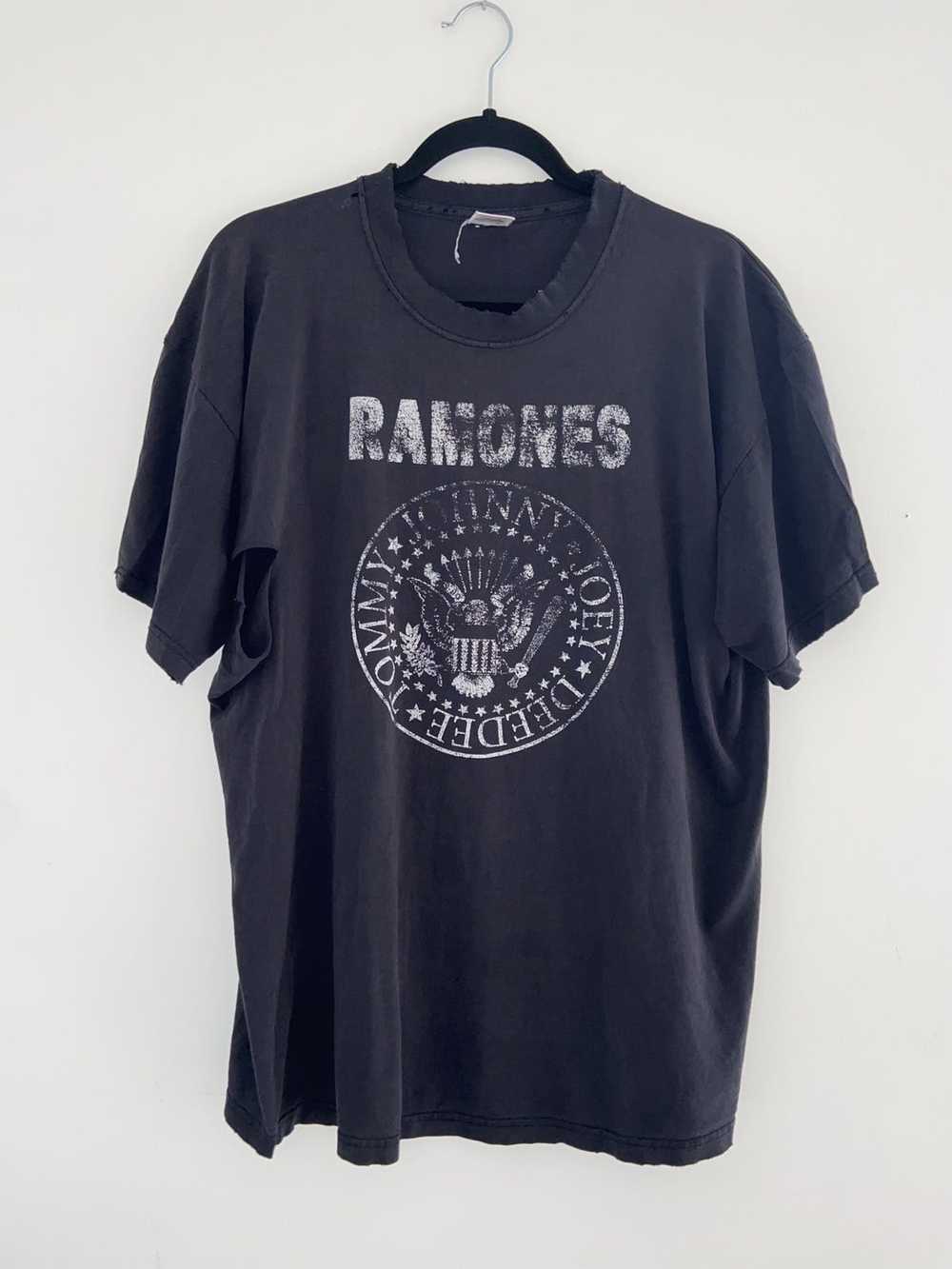 Band Tees × Rock Tees × Vintage Ramones Band Tee … - image 1