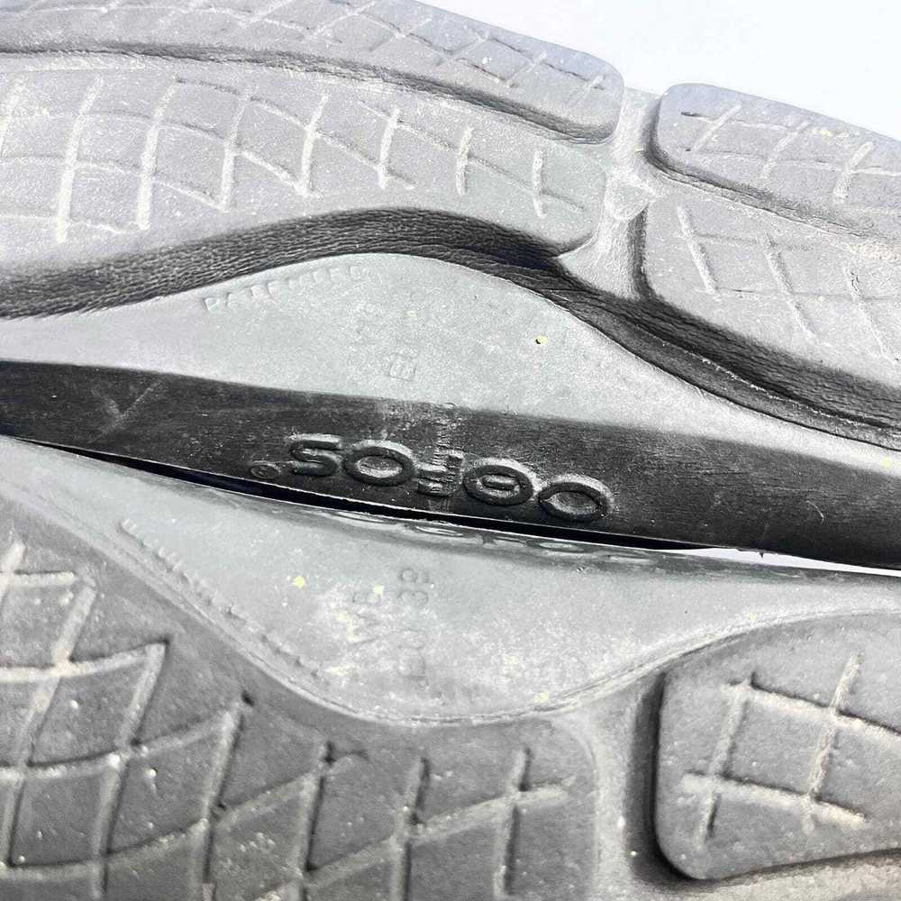 Crocs OOFOS OOLALA Women's Gray Patent Luxe Flip … - image 6