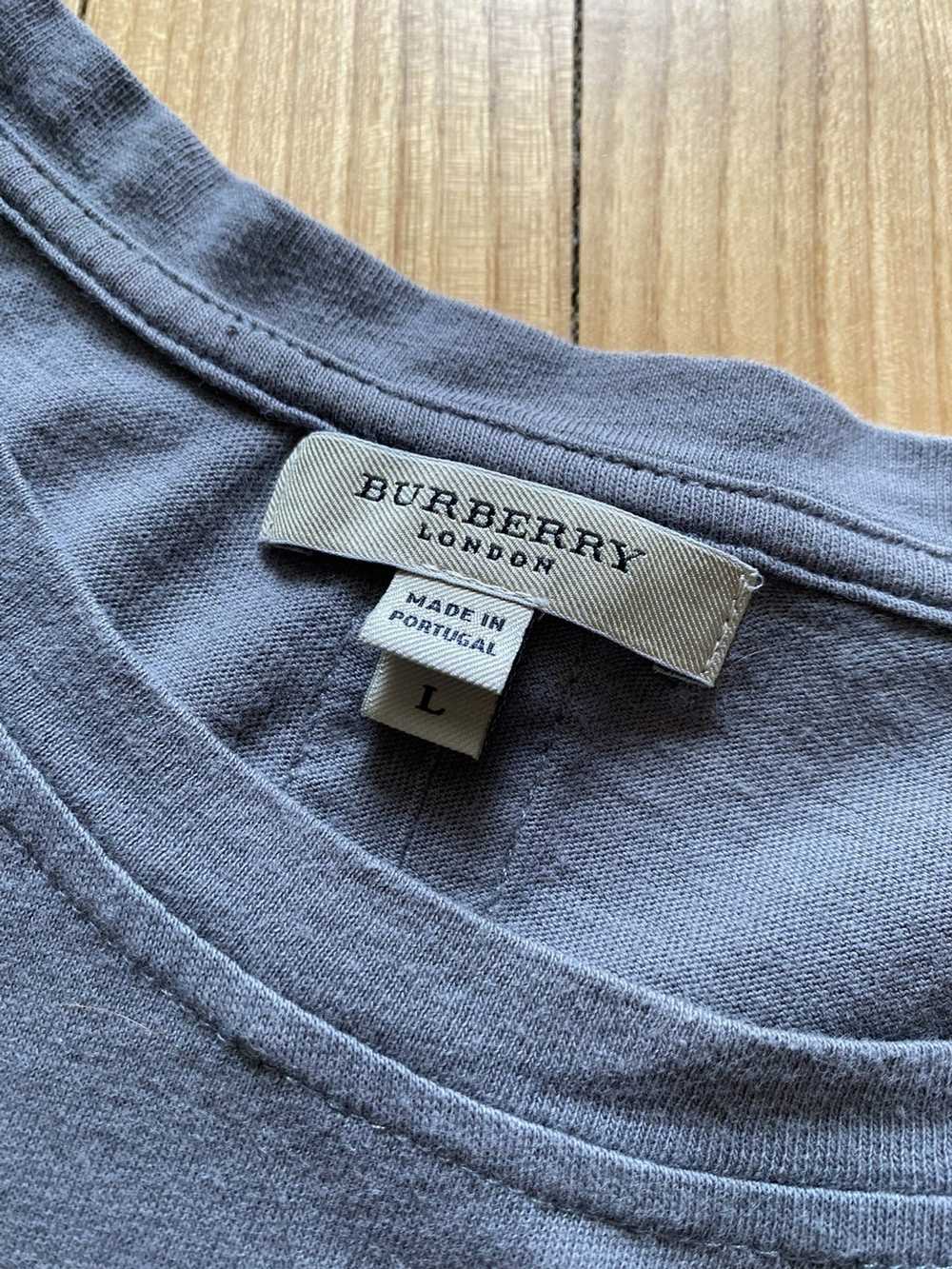 Burberry × Vintage Burberry T Shirt Vintage 90s Y… - image 5