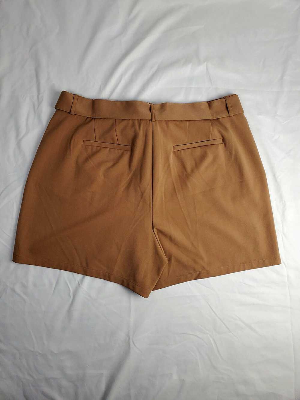 Lane Bryant Size 18 Tan Shorts NWT - image 5