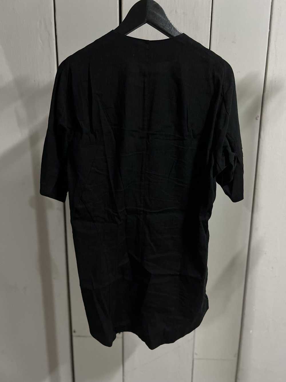 Saddam Teissy Collarless shirt - image 6