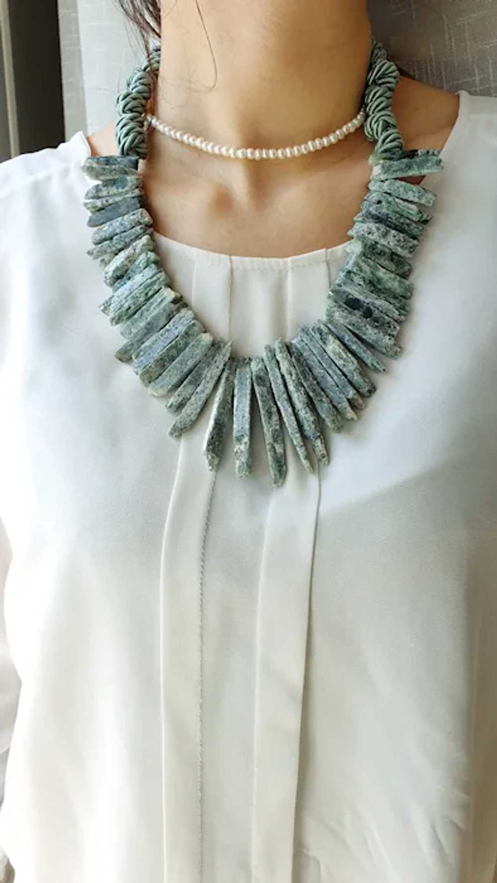 Gorgeous necklace with moss agate spikes and silk… - image 3