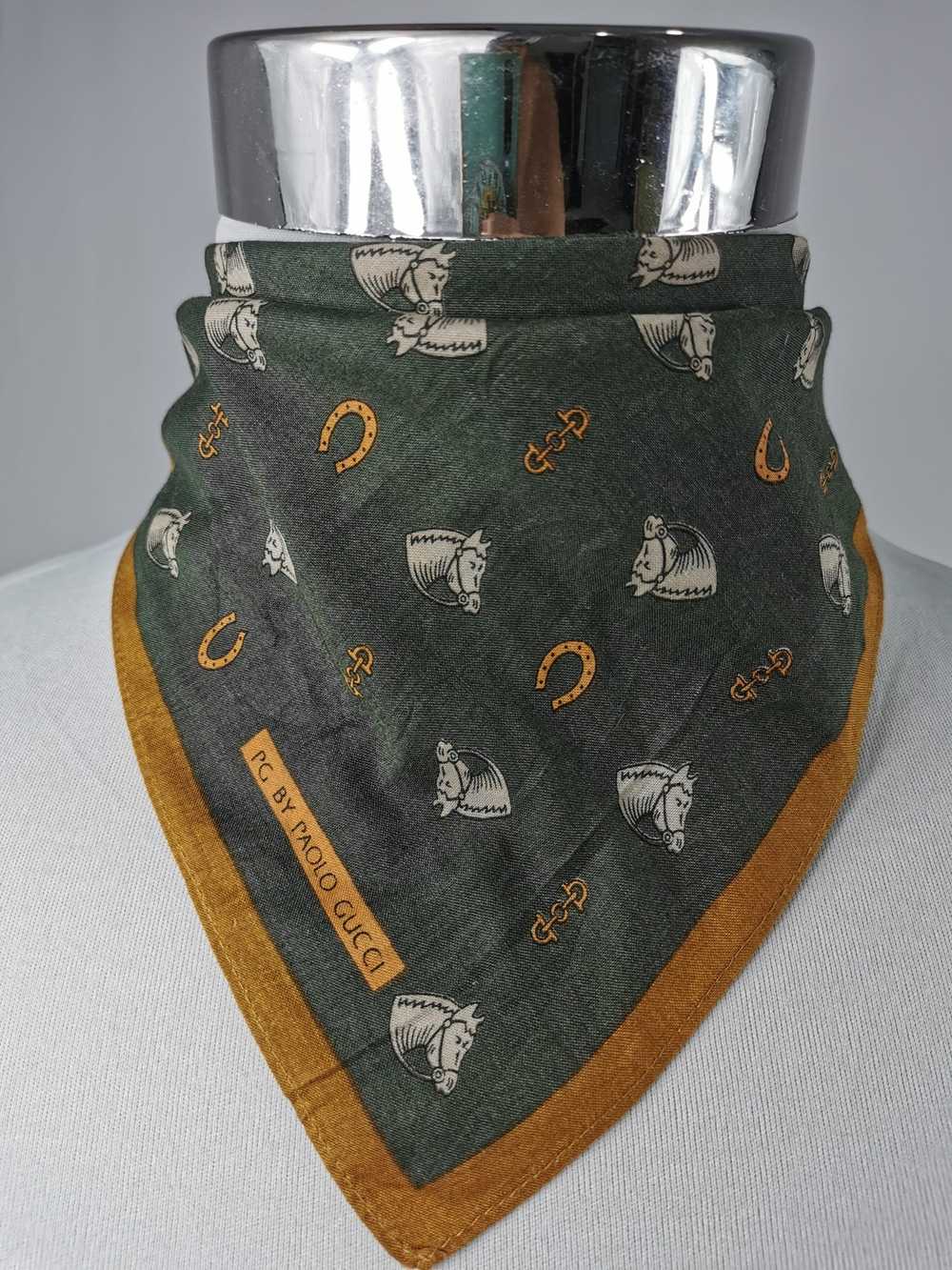 Paolo Gucci Paolo gucci handkerchief bandana neck… - image 1