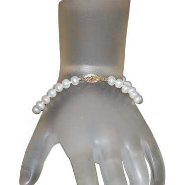 14K Cultured Pearl Bracelet