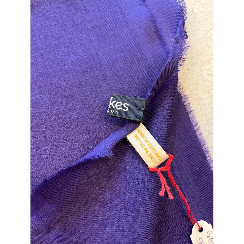 Drake's Cashmere scarf & pocket square - image 2