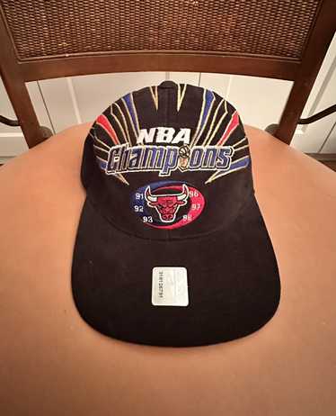 Vintage Starter 1998 Chicago Bulls Championship Hat NBA Basketball Champions