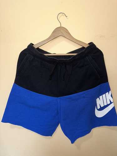 Nike Nike black/blue sweatshorts