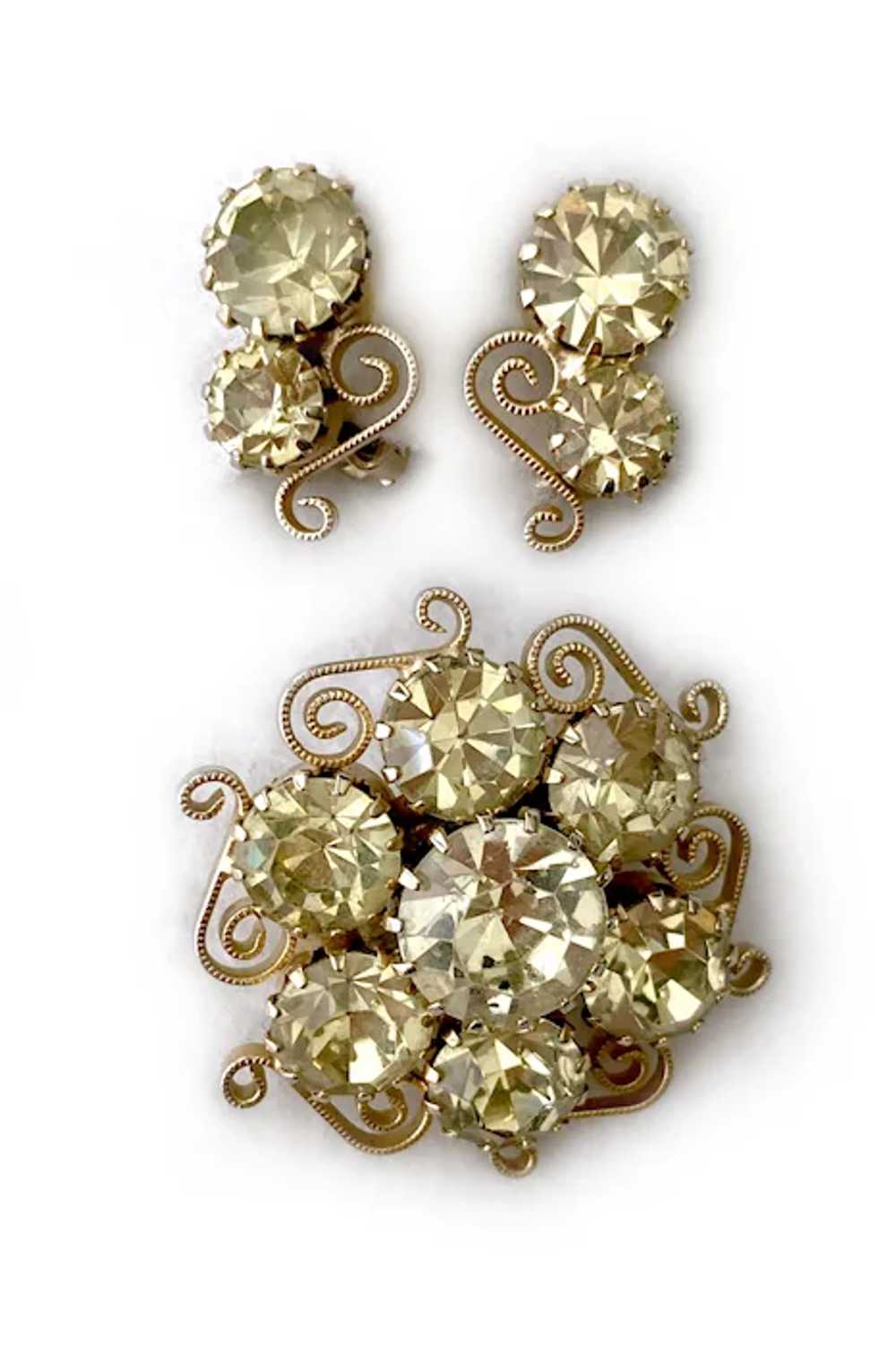 Jonquil Crystals & Gilt Scrolls 'Sun' Pin & Earri… - image 3