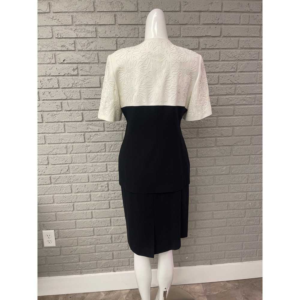 Other Causal Corner Black / White Two Pcs Skirt S… - image 2