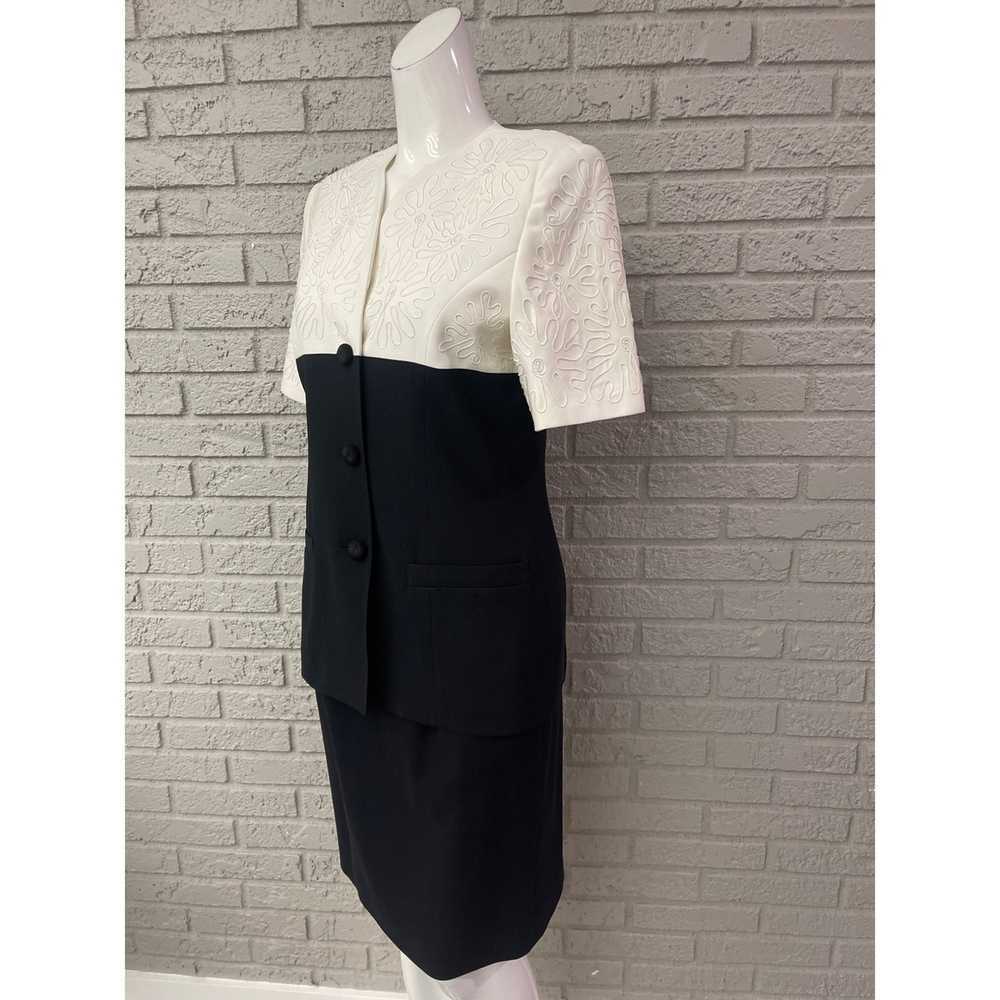 Other Causal Corner Black / White Two Pcs Skirt S… - image 6