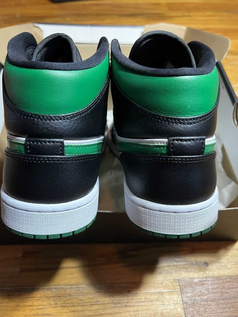 Jordan Brand × Nike Air Jordan 1 mid - image 3