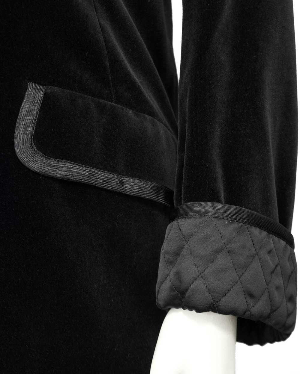 Yves Saint Laurent Black Velvet and Quilted Smoki… - image 5