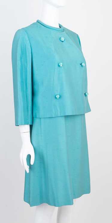 Chic Mod 1960s Ladies Suit