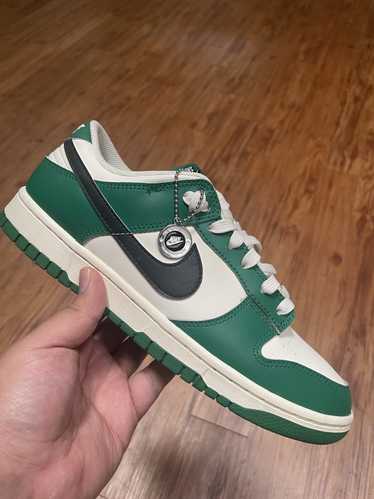 Nike Nike Dunk Low Lottery Green 9.5 - image 1