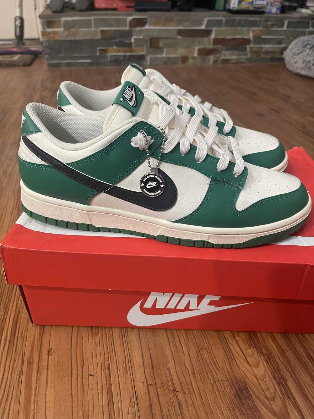 Nike Nike Dunk Low Lottery Green 9.5 - image 3