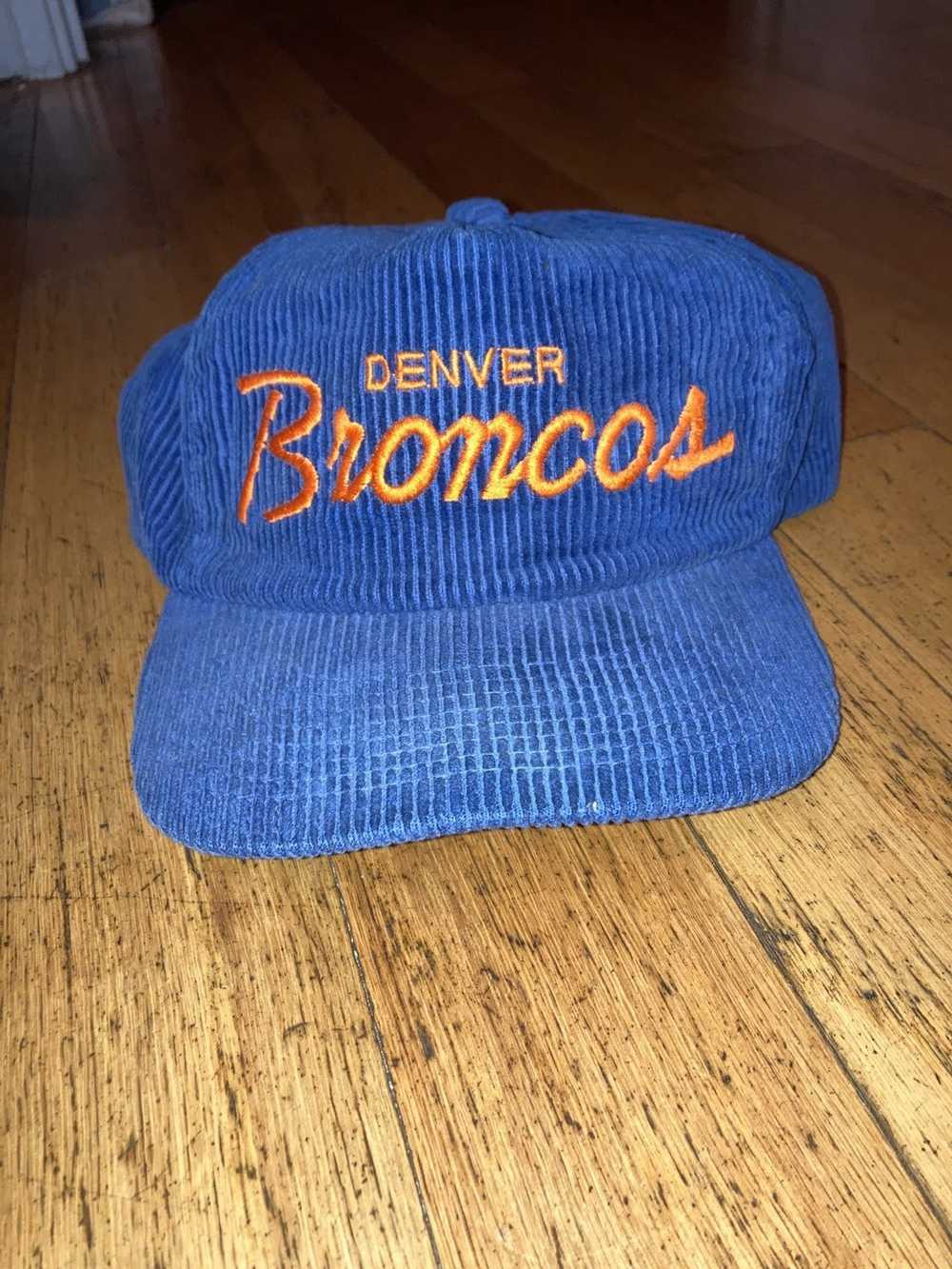 Vintage Denver Broncos Sports Specialties Script Snapback Football Hat –  Stuck In The 90s Sports