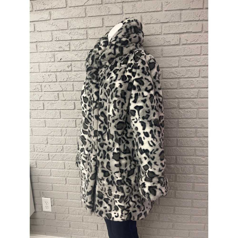 Other Gray Animal Print Faux Fur Coat with Hoodie… - image 5