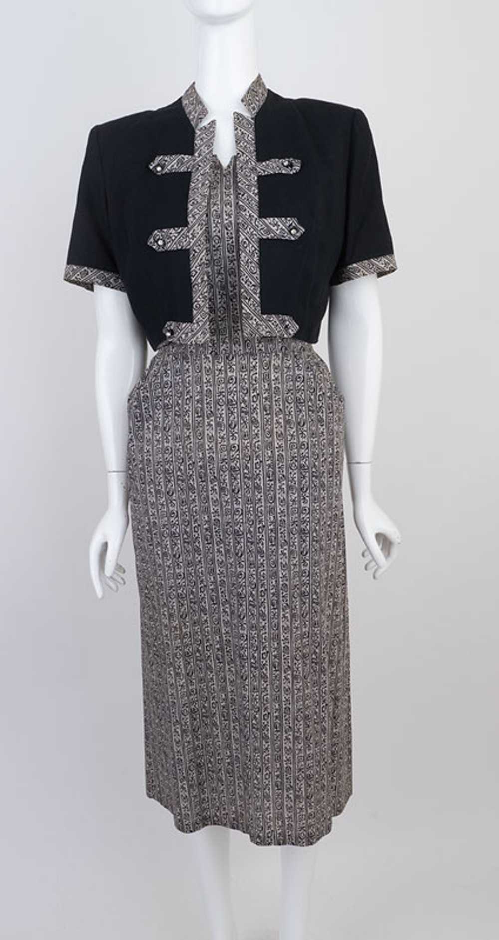 Fab 1950s Novelty Print Dress - image 1