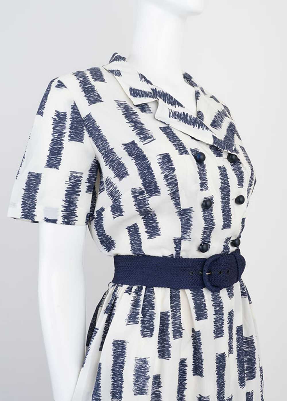 Mod Print 1960s Dress - image 3