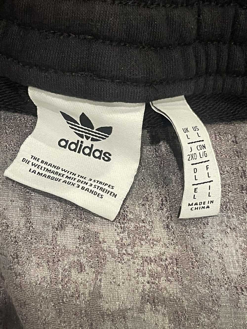 Adidas Adidas shorts - image 4