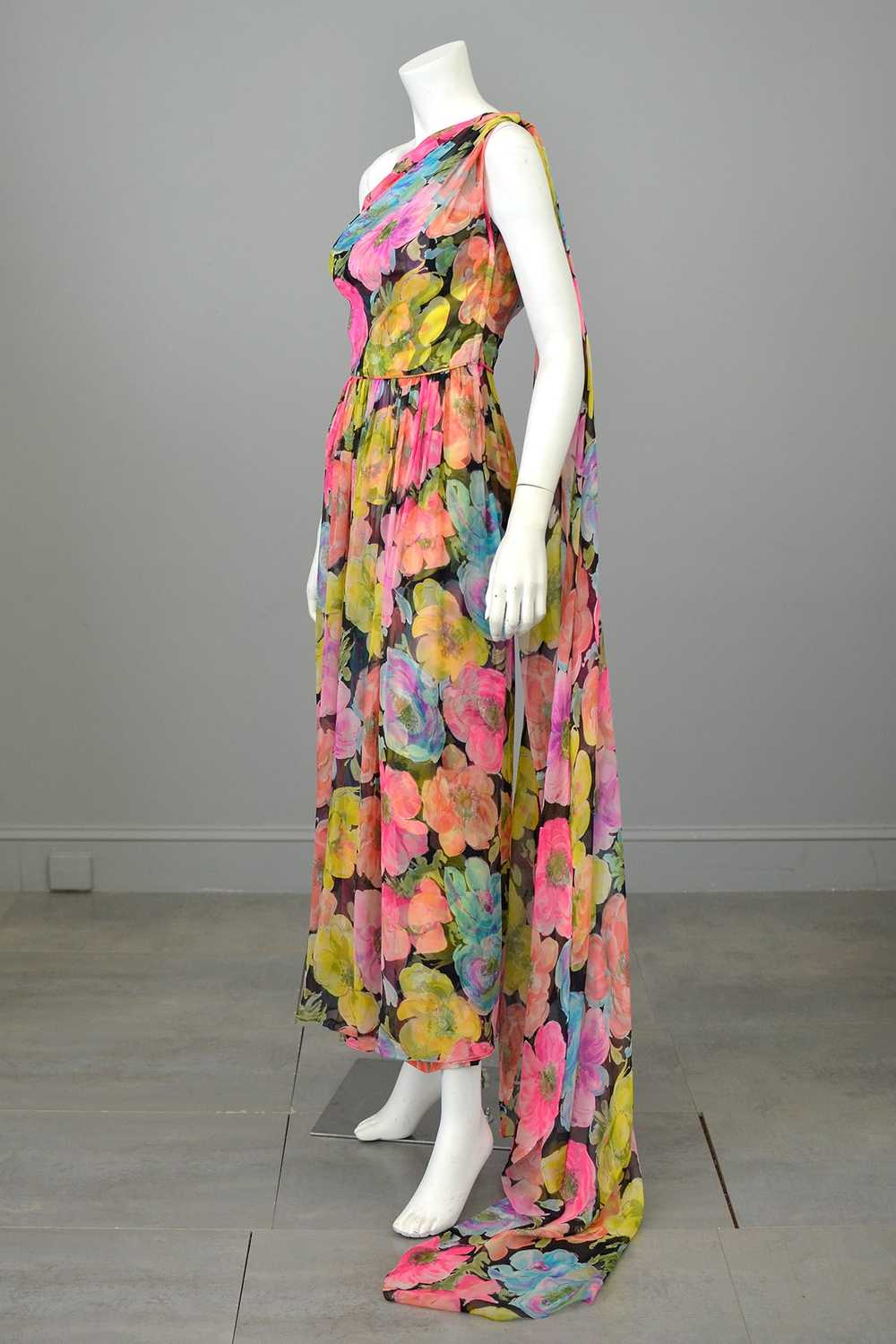 1960s Floral Print Chiffon Draping Goddess Gown D… - image 6