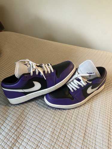 Nike Jorden 1 low court purple