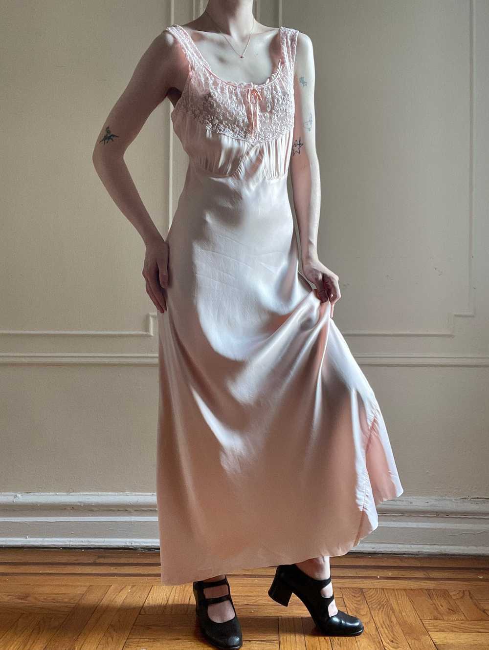 1940s Pink Tambour Lace Slip Dress Bias Cut Rayon… - image 4