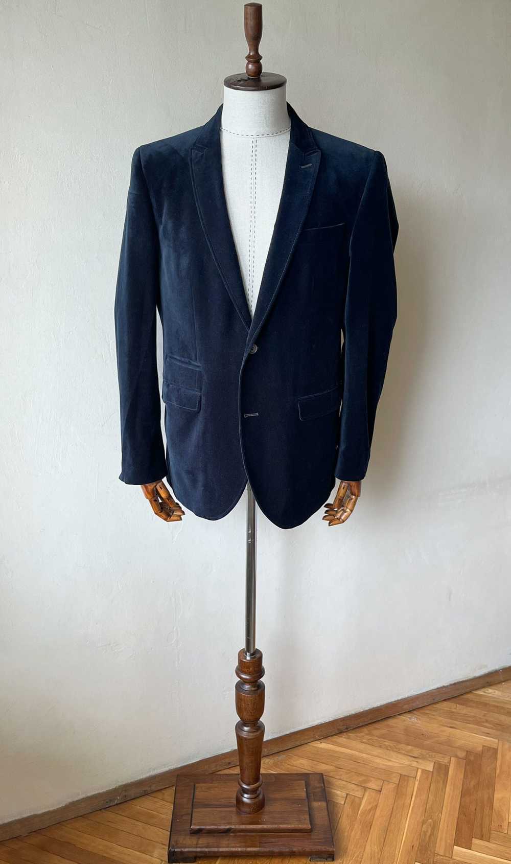 Vintage Velvet Peak Lapels Men's Tuxedo - Pit to … - image 2