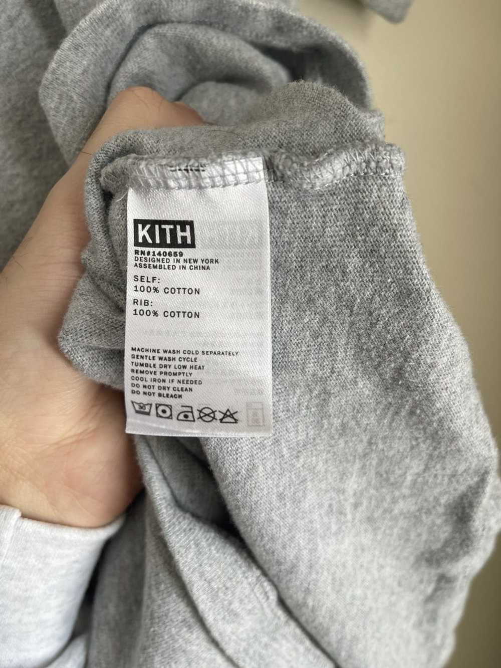 Kith Kith Box Logo Grey Size Large - image 5