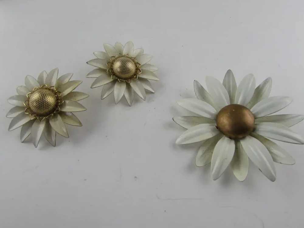 White Enamelled Flower Pin and Emmons White Ename… - image 6