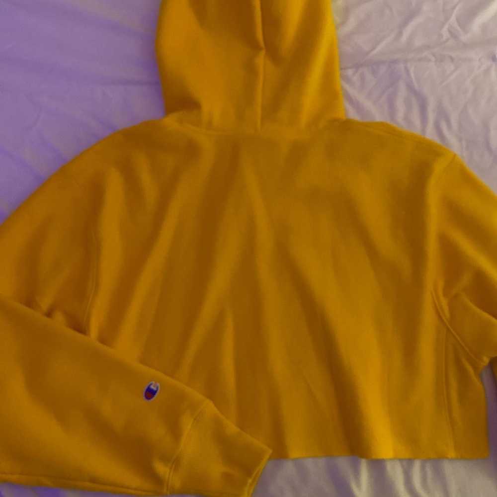 Champion cropped champion hoodie - image 3