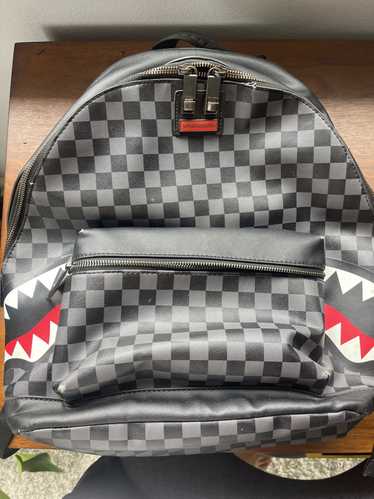 SPRAYGROUND Backpack Henny Lock Savage Sharks In Paris Chain Bag