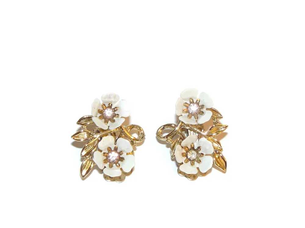 Vintage White Floral Clip on Earrings by Coro - image 2