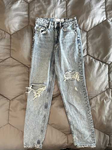Zara Zara Ripped Mom Fit Jeans