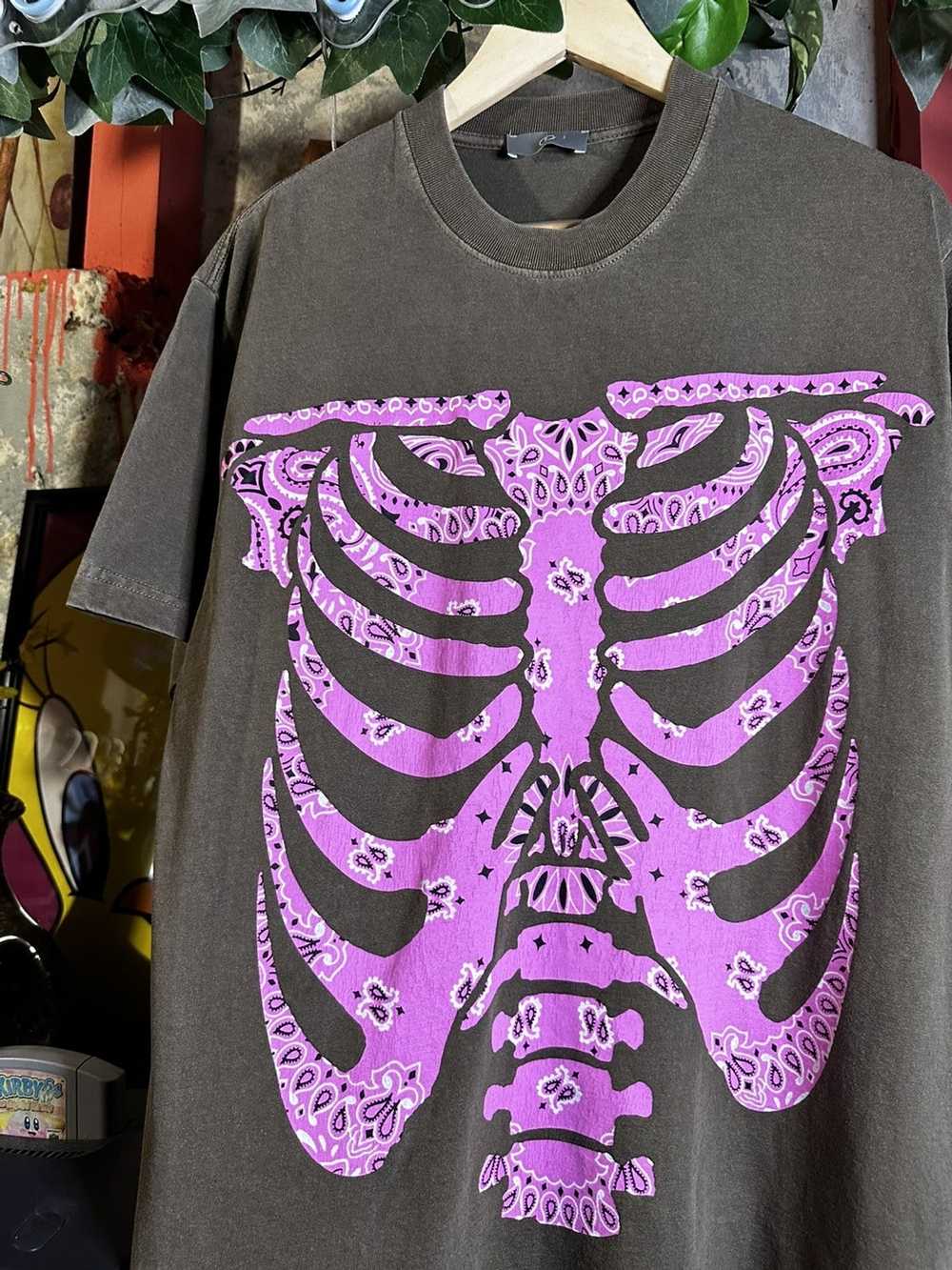 Streetwear × Vintage Rare Pink Paisley Skeleton T… - image 3