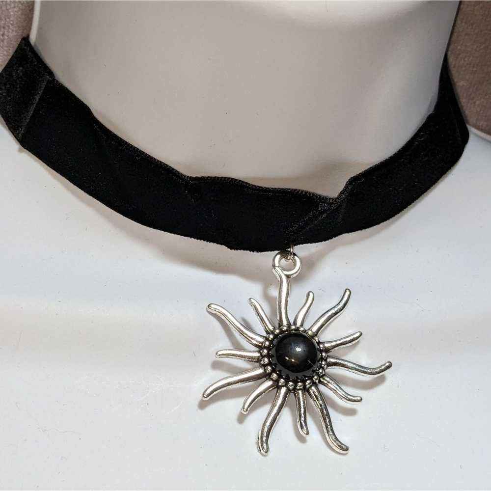 Other 90s Gothic Sun Choker - image 3