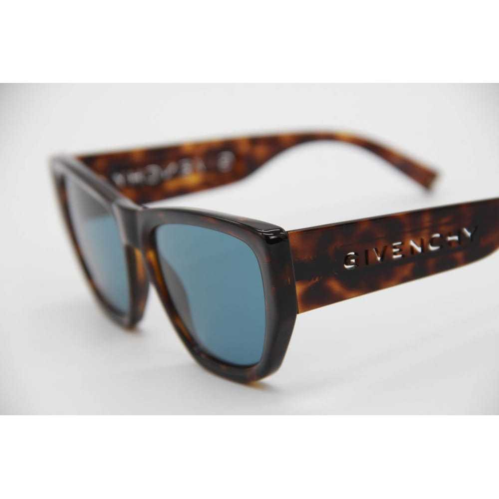 Givenchy Oversized sunglasses - image 7