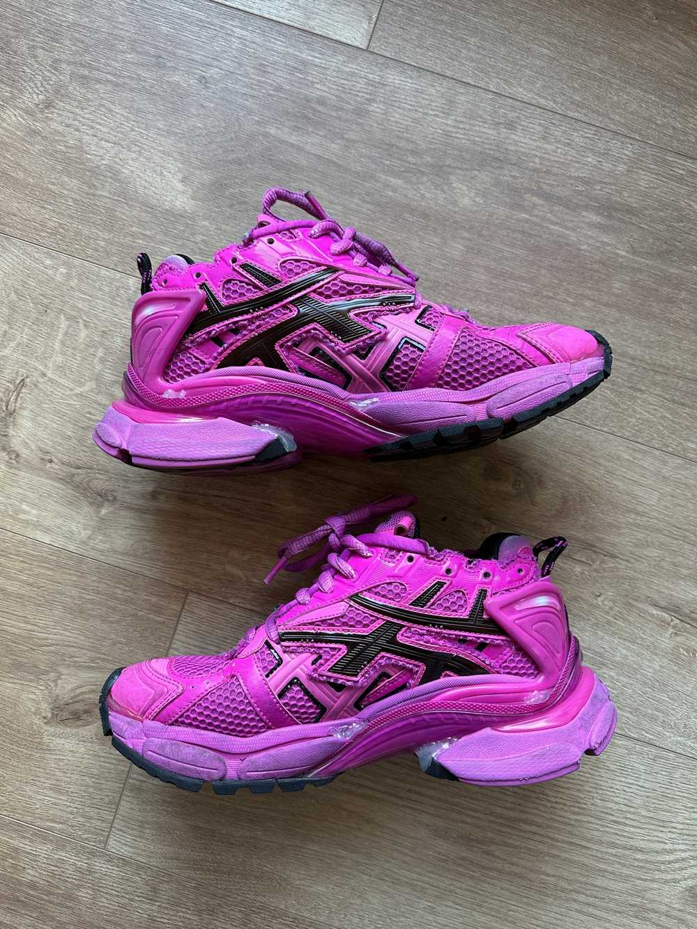 pink balenciaga speed runners