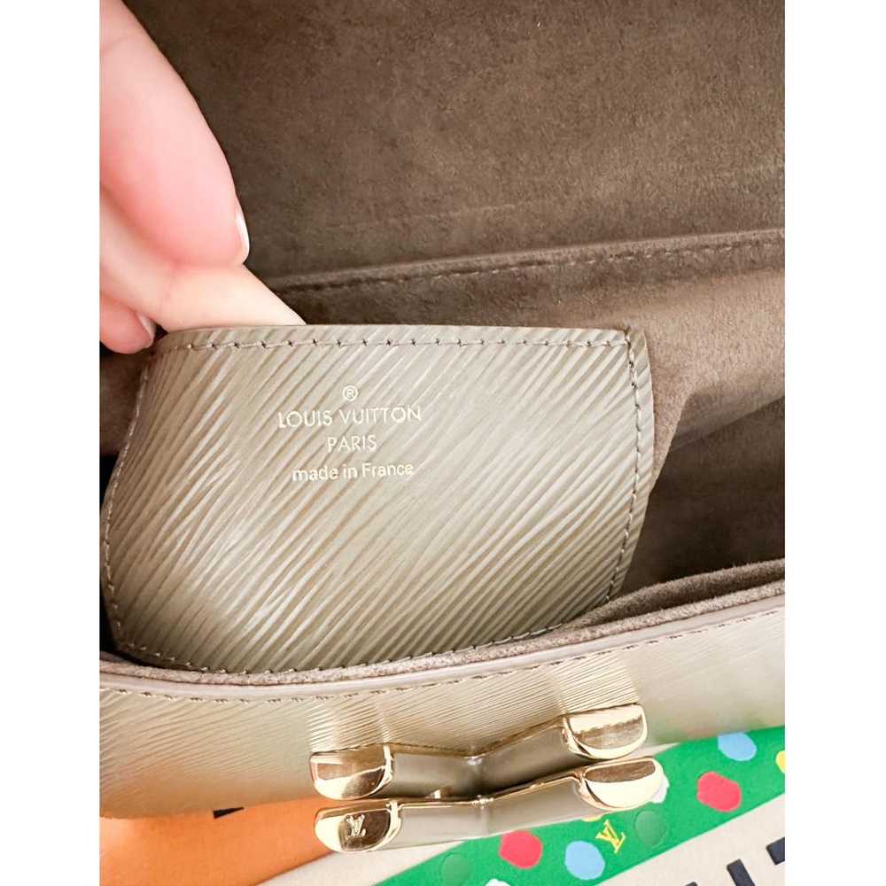 Louis Vuitton Twist Chain leather handbag - image 10