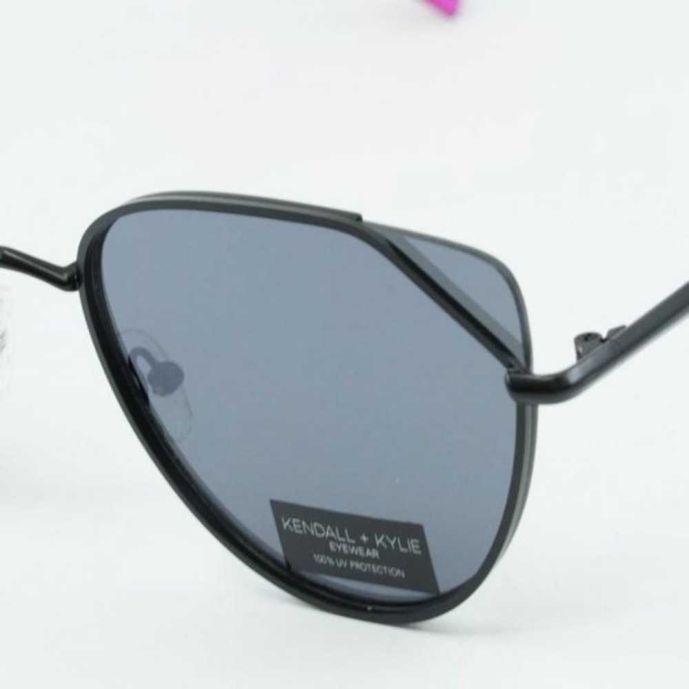 Kendall + Kylie Sunglasses - image 3