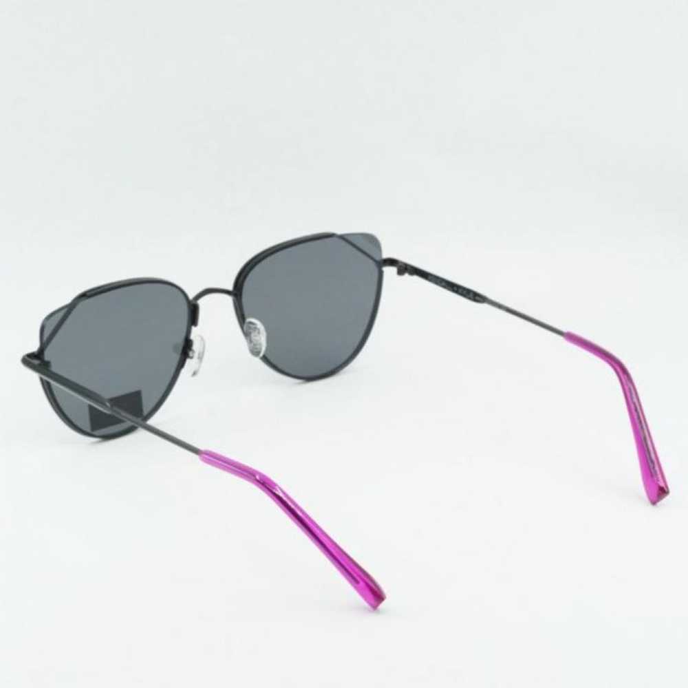 Kendall + Kylie Sunglasses - image 8