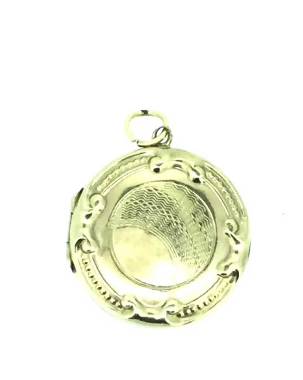 Antique  Gold 9CT 375 Locket Pendant Hallmarked E… - image 3