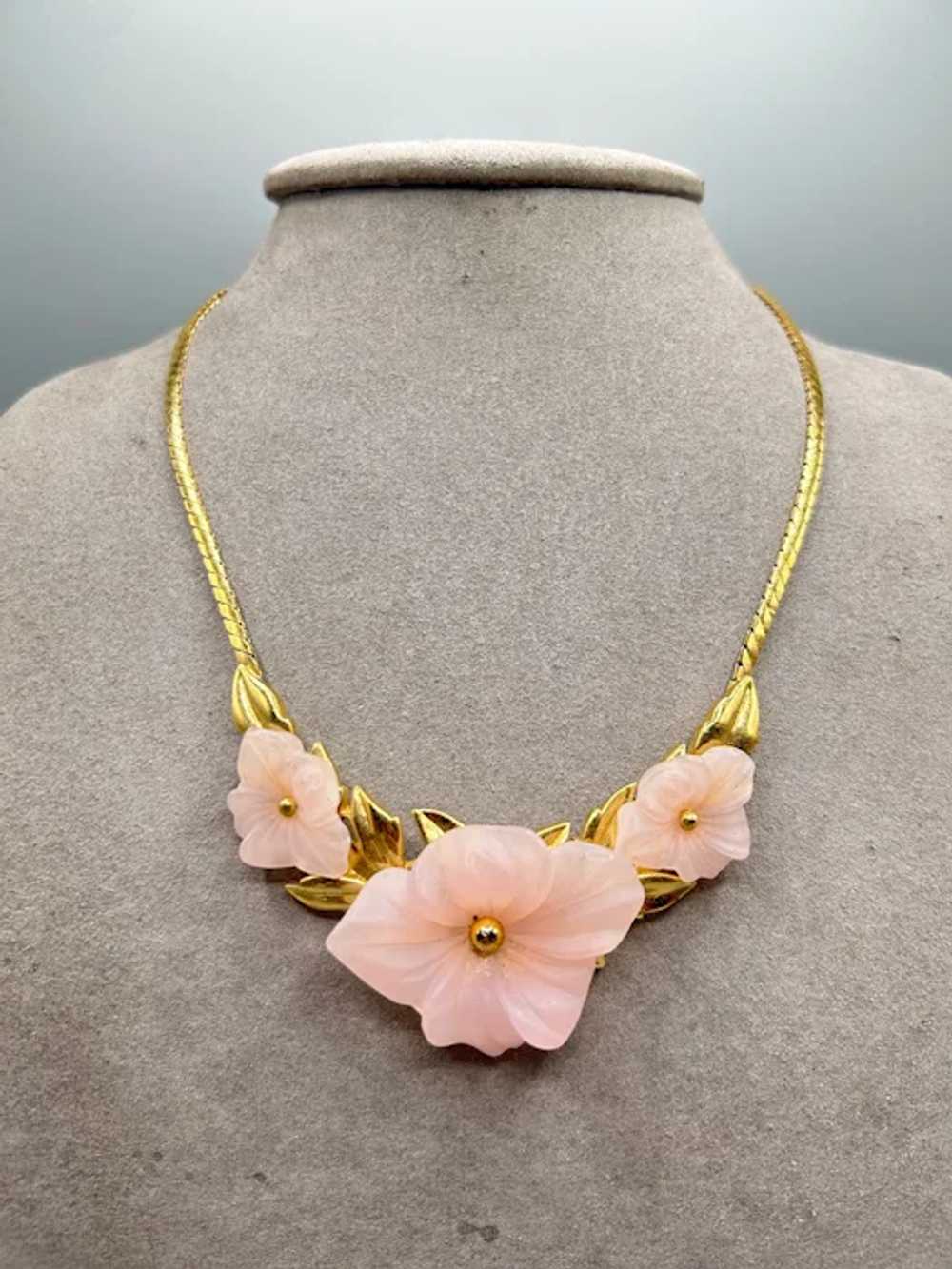 80s Trifari Necklace Pink Flower with Gold Tone C… - image 2