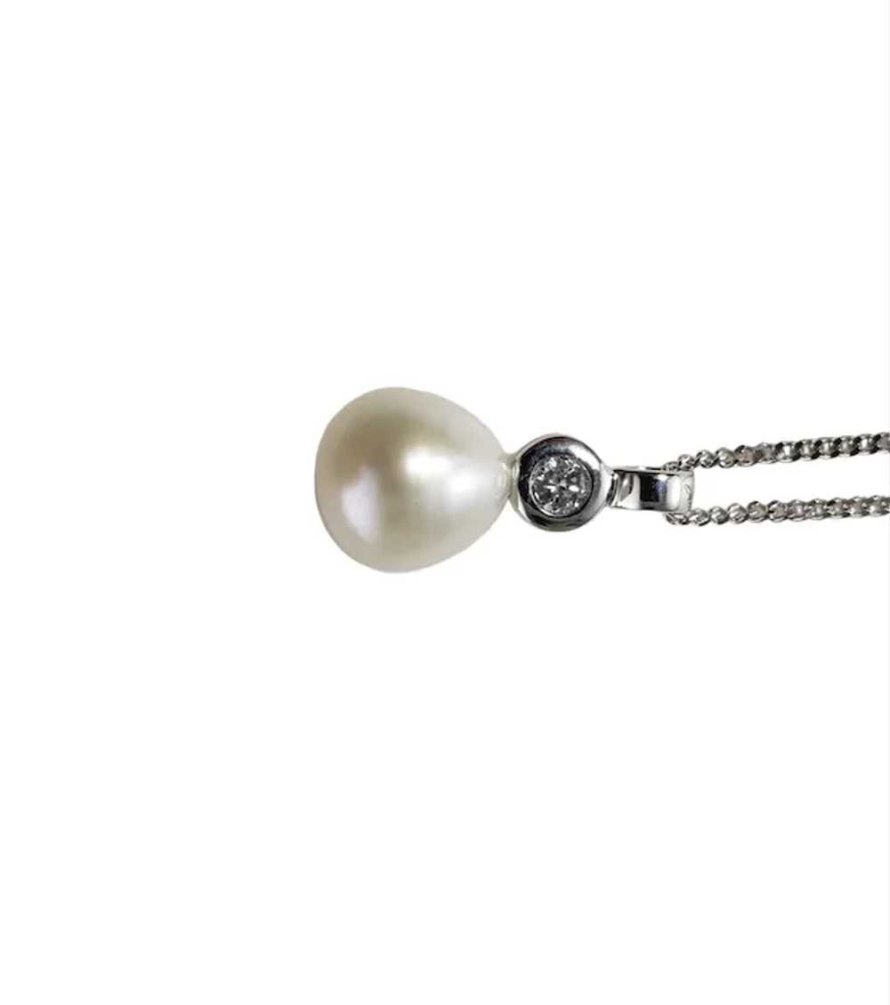 Vintage 9 Karat White Gold Pearl and Diamond Pend… - image 4