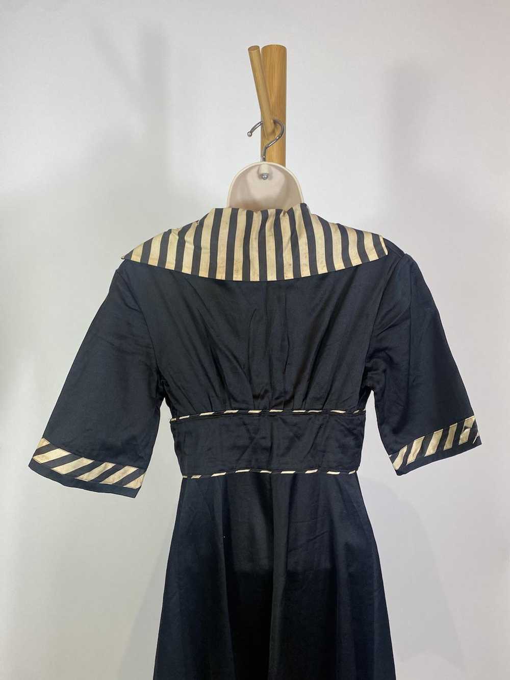 1940s Black Cotton Striped Trim Day Dress - image 8